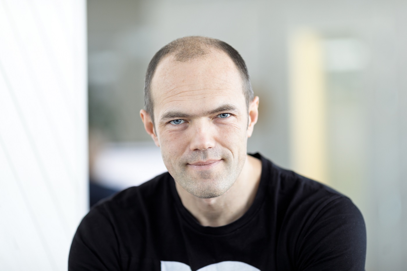 Tomas Okmanas