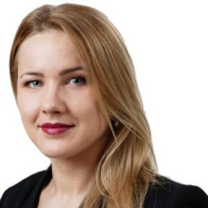 Māra Stabulniece